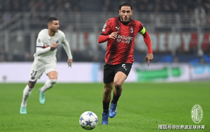 佛罗伦萨1-0力克AC米兰，迎来胜利