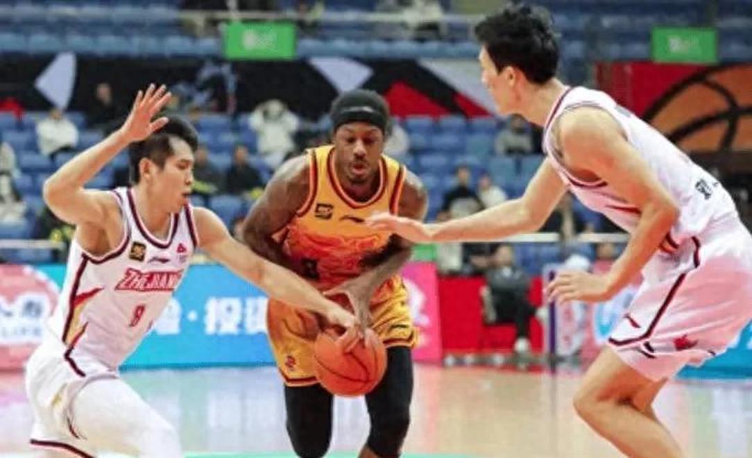 江苏队翻盘深圳队，获得胜利