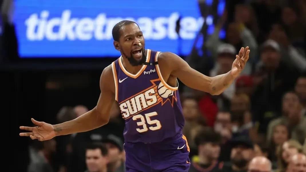 太阳击败雄鹿，取得五连胜