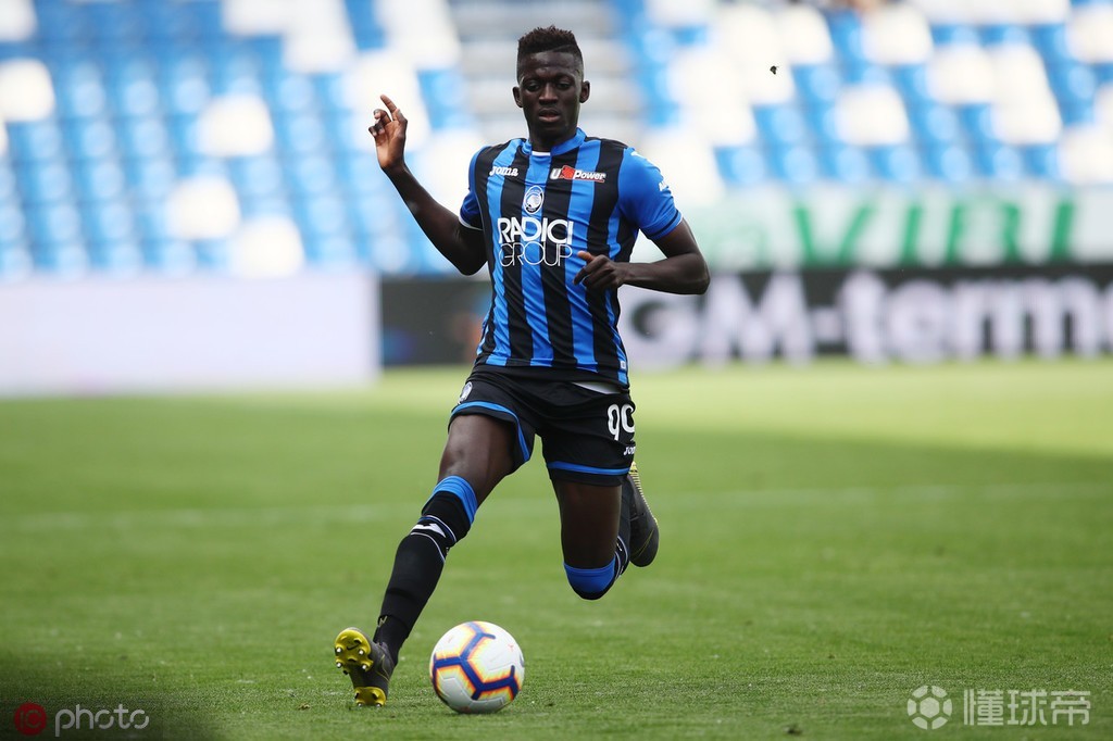 意甲维罗纳官宣签下塔基托夫