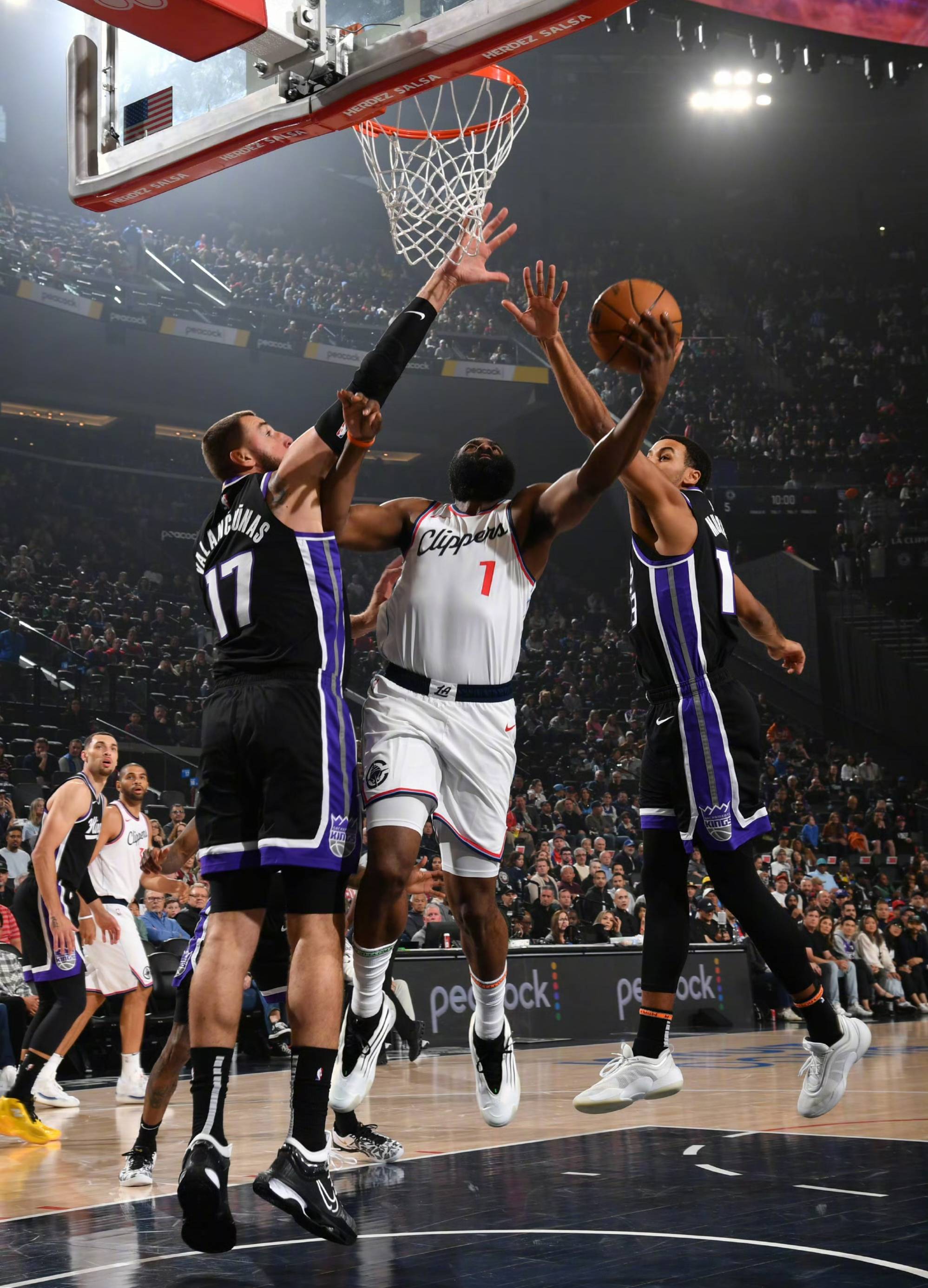 快船力克骑士，取得两连胜