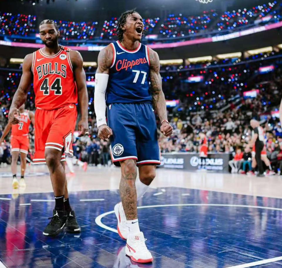 快船击败公牛，继续保持连胜