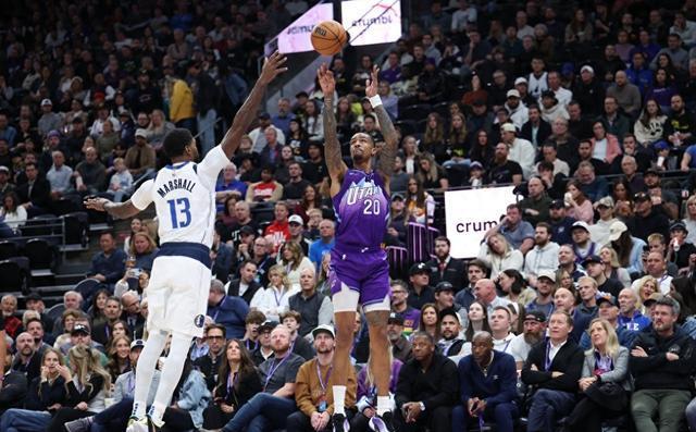 独行侠惜败爵士，卢卡-东契奇得分过百难救主