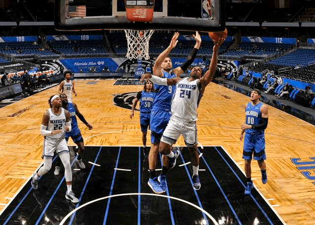 天津队险胜上海队，武切维奇统治全场的简单介绍